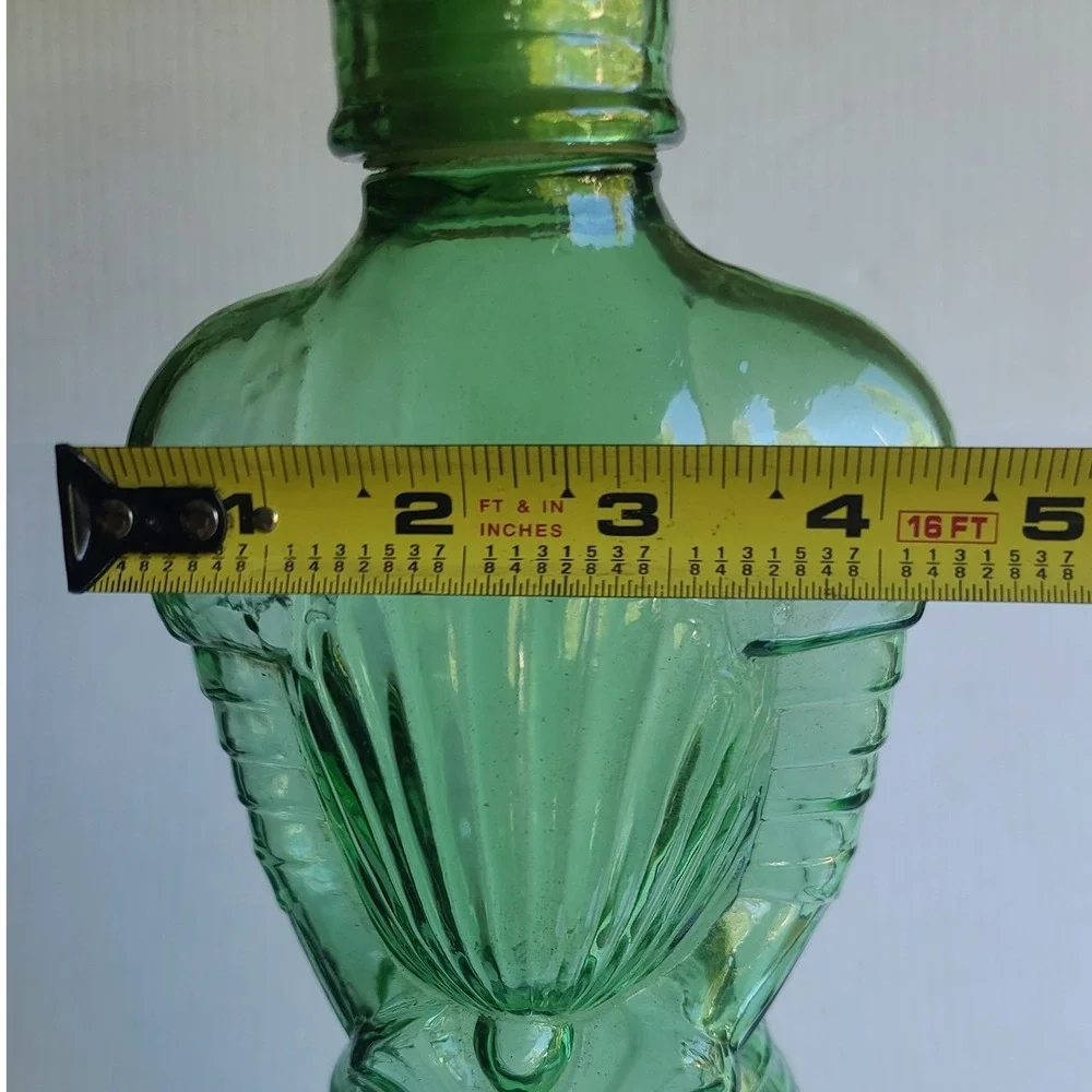 Vintage Green‎ Glass Knight Armor Wine Bottle Decanter Glassware Collectible